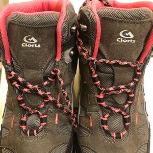 Clorts warterproof women’s hiking boots